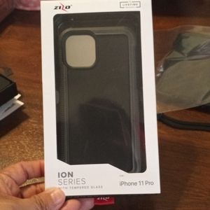 Zizo IPhone 11  Pro with Tempered glass